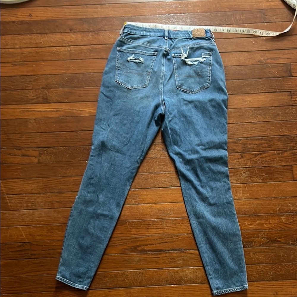 American Eagle Outfitters The Dream Curvy Hi-Rise Jegging - Picture 2 of 3